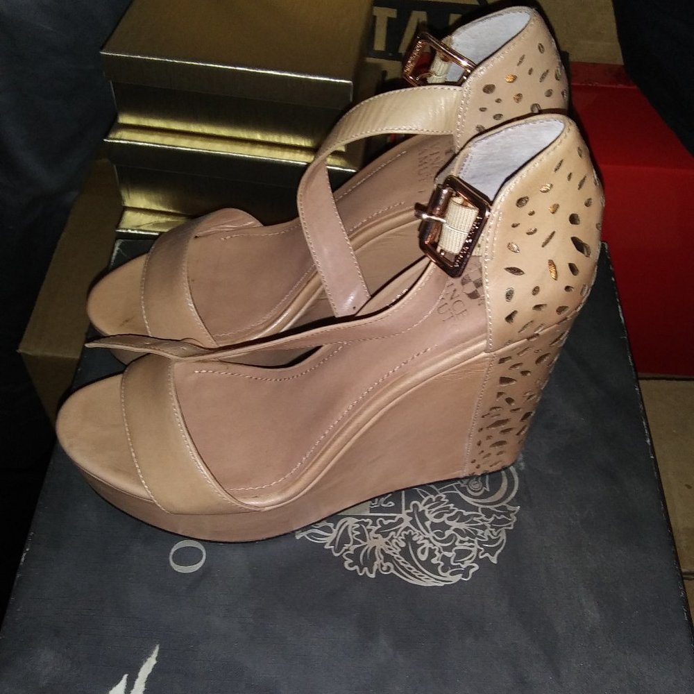 Nude Sandals Vince Camuto